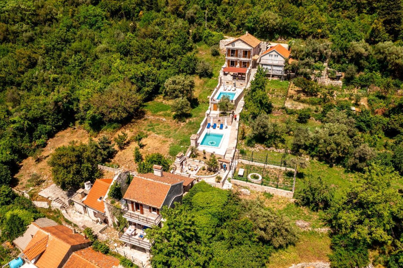 Old Stone House Villas Tivat Exterior photo